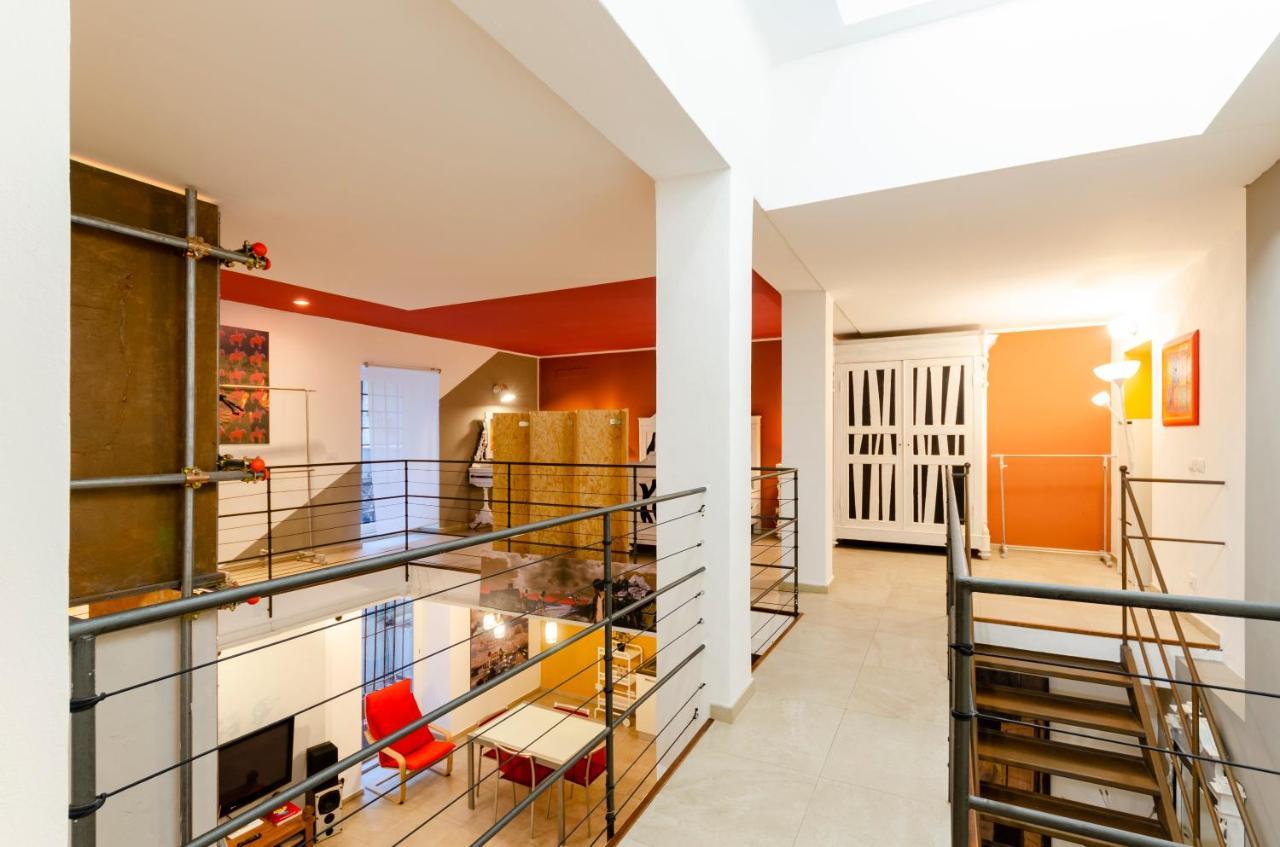 Ferienwohnung Joivy Vibrant Open-Plan Apt For 6 In Historic Centre Genua Exterior foto