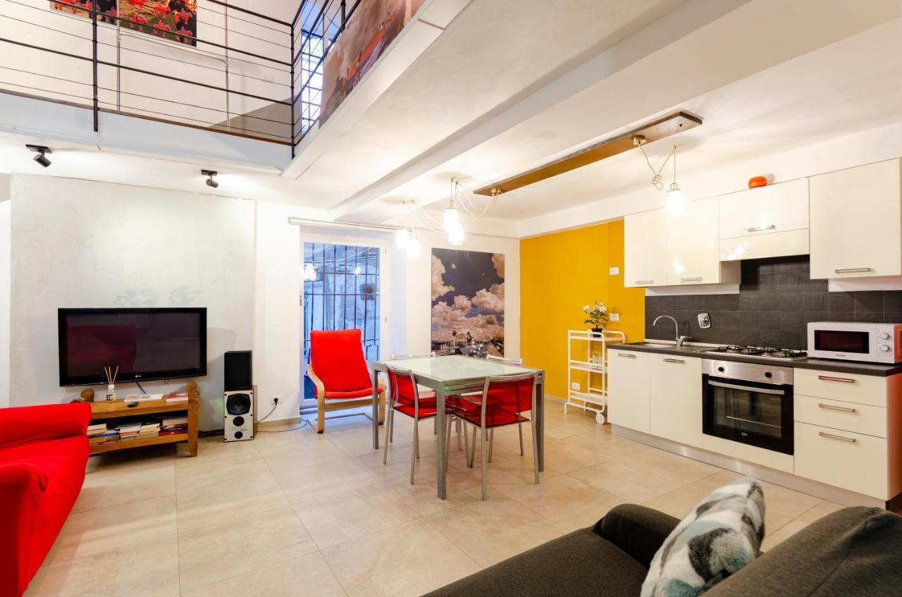 Ferienwohnung Joivy Vibrant Open-Plan Apt For 6 In Historic Centre Genua Exterior foto
