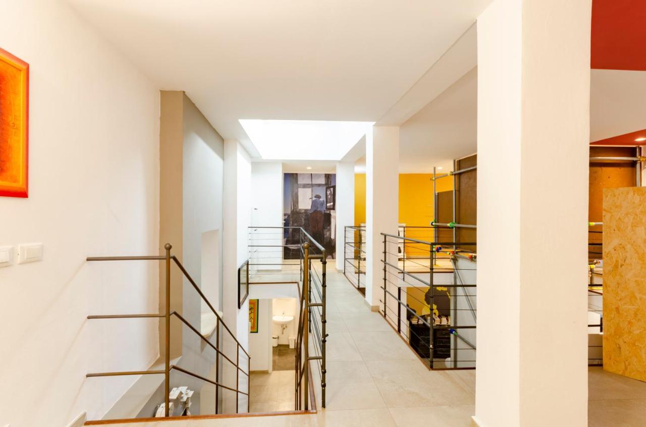 Ferienwohnung Joivy Vibrant Open-Plan Apt For 6 In Historic Centre Genua Exterior foto